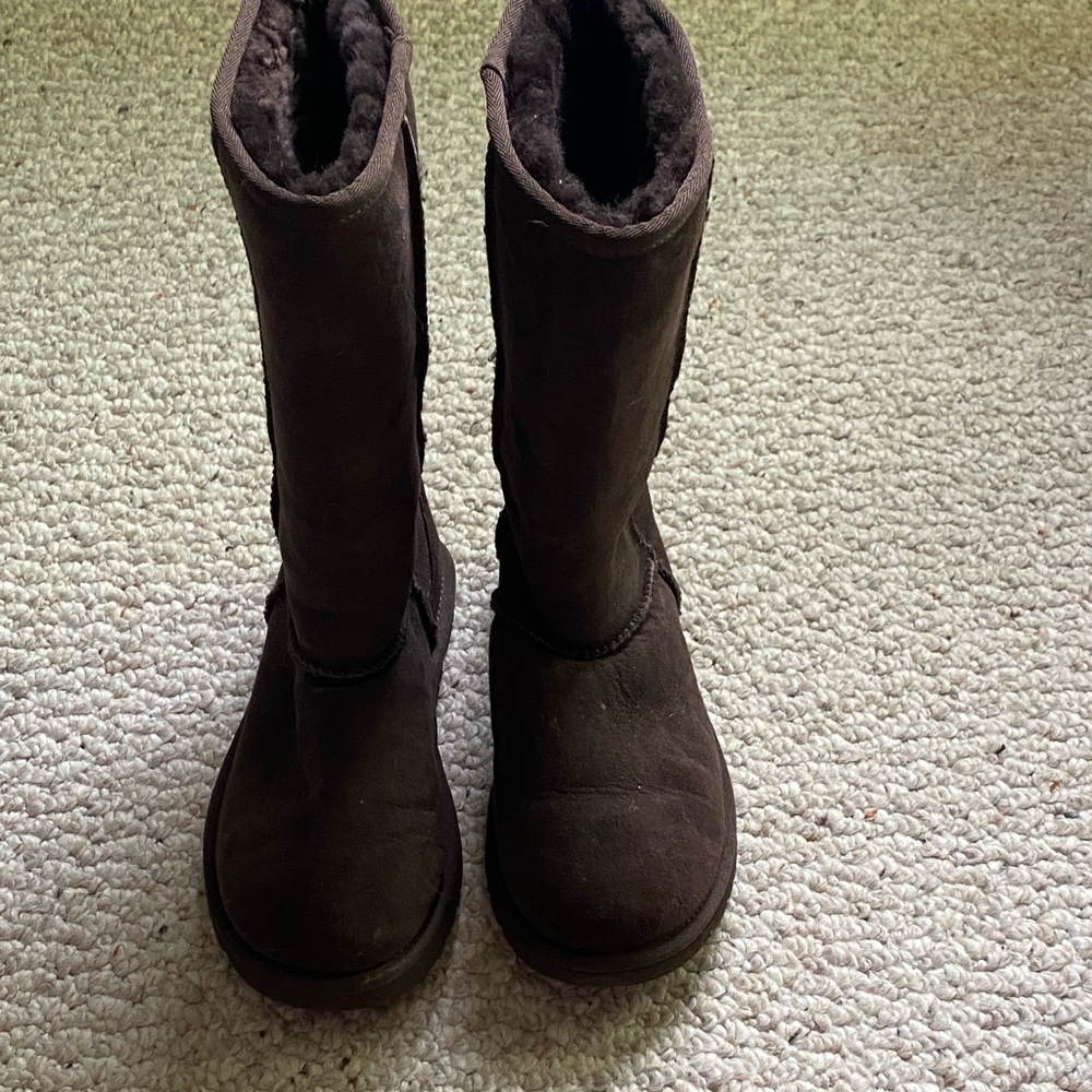 Women’s brown UGGS tall boots.  Size 5.  Preloved.  Great condition.